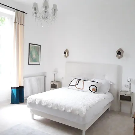 Bed & Breakfast La Gentilhommiere Saint-Aubin-de-Branne